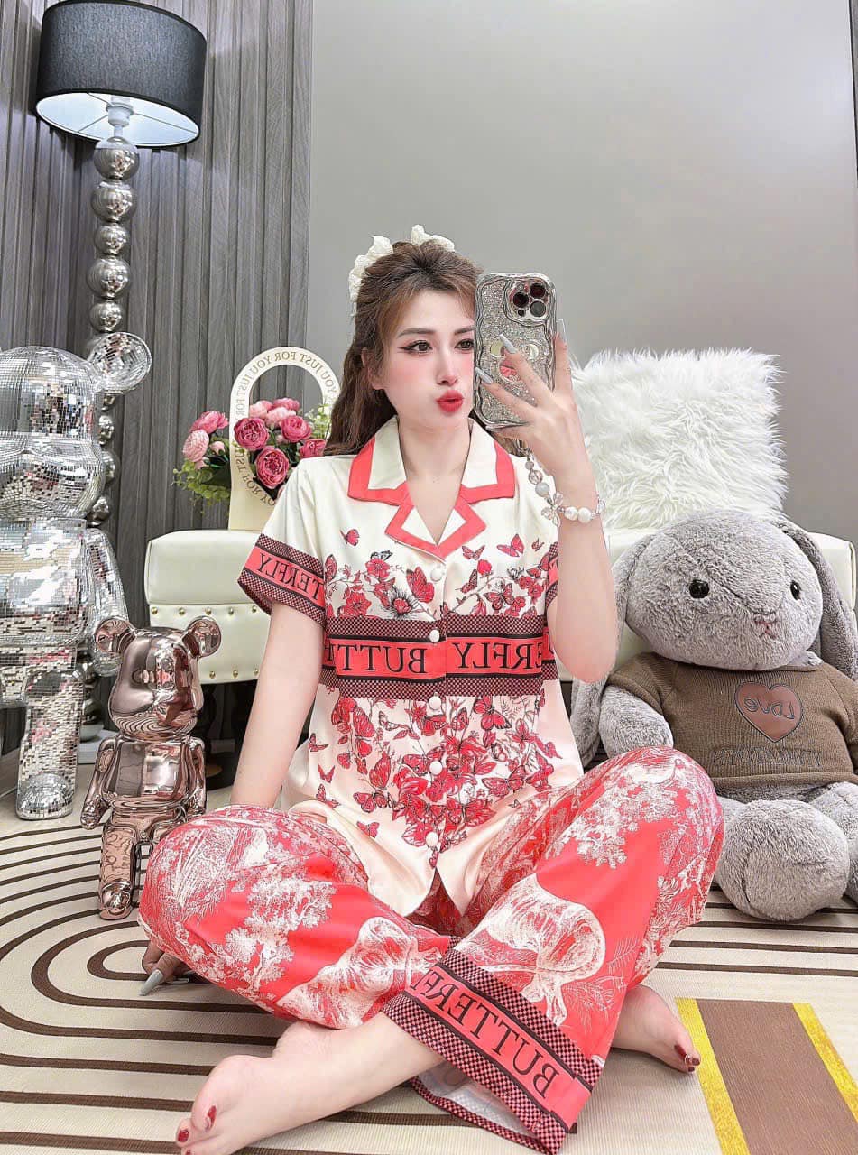 [???] MIN đồ bộ Pizama  ? Top1Fashion ?  Pizama Min luôn cập nhập mẫu 【﻿Ｍớｉ】Mua từ 3bộ sẽ 𝐅𝐫𝐞𝐞𝐬𝐡𝐢𝐩 nhé!!!
tính ngay giá §ỉĐược kiểm hàng trước khi thanh toán!!!𝐂𝐨̀𝐧 𝐧𝐡𝐢𝐞̂̀𝐮 𝐦𝐚̂̃𝐮 𝐦𝐚̃ 𝐦𝐨̛́ , shares-0✔️ , likes-1❤️️ , date-2025-01-01 21:15:32????????