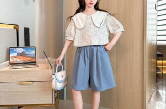 [🆕🇻🇳]  Thời trang trẻ em cao cấp- shop Yu Yu 🧑‍🧒❤️️👶⭐️ Set áo cổ vạt to phối cùng em quần thô cotton
Size : 150-160 ( 32-45kg)
Giá 450K sale chỉ còn  299K
#bobegai #sethe #setbegai #qccc
, shares-5✔️ , likes-4❤️️ , date-2025-01-02 18:58:34🇻🇳🇻🇳🇻🇳📰🆕