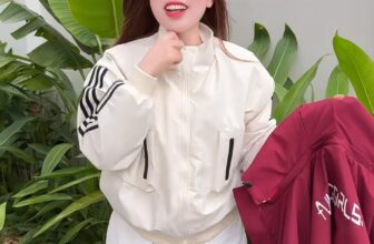 [🆕🇻🇳] Charmy ‘s House – Cửa hàng quần áo nữ  👕 Top1Fashion 👗  Tin vui các ty ơi
Áo gió tráng bạc lót lông đã về thêm rùi nha
Link mua em Trang để dưới cmt
, shares-0✔️ , likes-3❤️️ , date-2025-01-03 00:59:03🇻🇳🇻🇳🇻🇳📰🆕