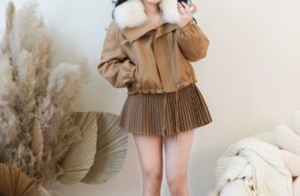 [🆕🇻🇳] Bui Lan Anh Studio – 𝑸𝒖𝒂̂̀𝒏 𝑨́𝒐 𝑵𝒖̛̃ 𝑯𝒐𝒕 𝑻𝒓𝒆𝒏𝒅 👕 Top1Fashion 👗  Ui phải nói là hàng c ao cấp nó Khác bọt thật sự, xịn lắm các bác ui, chất da mềm sụn, cổ lông hịn lun ạ, em còn mỗi màu 1c thui nha
, shares-0✔️ , likes-24❤️️ , date-2025-01-11 20:45:04🇻🇳🇻🇳🇻🇳📰🆕