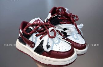 [🆕🇻🇳]  CHUNKids.vn – (Chun Kids )-Cửa hàng quần áo sơ sinh & trẻ em 🧑‍🧒❤️️👶⭐️ Trừi ưi hot hot em về cả 2 dáng cổ cao và cổ thấp luôn ạ
Mix đồ Tết thì đẹp hết sẩy đó ak
Fullsize 26->36
Chấm (•) inbox để mẹ Chun tư vấn chi tiết hơn n , shares-0✔️ , likes-13❤️️ , date-2025-01-04 00:17:59🇻🇳🇻🇳🇻🇳📰🆕