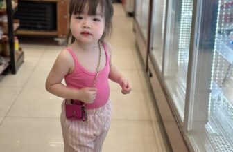 [🆕🇻🇳]   Cầu Vồng – Thế Giới Của Mẹ – Chuyên quần áo baby Quảng Châu, VNXK, hàng Thương hiệu 🧑‍🧒❤️️👶⭐️ Ghét xỉu á nè
Onllt #139kkk/set
Set 2dây hay cộc tayBảng sz kham khảo:
Sz 0: 6-8kg
Sz 1: 8-10kg
Sz 2: 10-13kg
Sz 3: 13-16kg
Sz 4: 16-19kg
Sz 5: 19-23 , shares-0✔️ , likes-15❤️️ , date-2025-01-04 17:14:35🇻🇳🇻🇳🇻🇳📰🆕