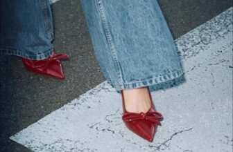 [🆕🇻🇳] Tokidoki – Thiên đường mua sắm cho mẹ và bé! 😎❤️️⭐️ SLINGBACK PATENT BOW HEEL – Sandal nơ đỏ cho mùa #tết 2025Hàng xuất xịn, chuẩn nét đẹp từng chi tiết. Tone đỏ hot trend lại càng đỉnhhhh– Size: 35-3 , shares-0✔️ , likes-1❤️️ , date-2025-01-02 15:18:31🇻🇳🇻🇳🇻🇳📰🆕