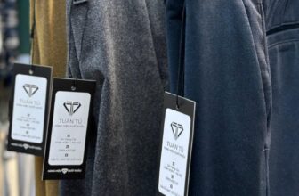 [???] TUẤN TÚ – Hàng Hiệu Xuất Khẩu ? Top1Fashion ?   Gả nhanh cho các anh chiếc quần mặc Thu Đông đẹp mê với chất liệu đanh nhẵn co giãn & chống nhăn bảo đảm các anh sẽ hài lòng .
[ ᴘɪɴɢ ɢᴏʟғ ] 남자 골프장
.  , shares-0✔️ , likes-3❤️️ , date-2025-01-06 02:00:25????????