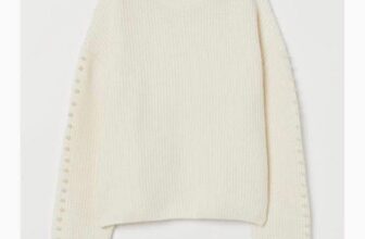 [🆕🇻🇳] Băngshop Xuất Khẩu- 14E Hàng Chuối 👕 Top1Fashion 👗  Nếu mùa hè ko thể thiếu áo pull thì Mùa đông lai ko thể thiếu áo len ce nhỉ! Bao nhiêu cái cũng ok hết fai ko ạ?Áo len nhà HM, hàg dư quá xịn xò, ảnh thậ , shares-0✔️ , likes-1❤️️ , date-2025-01-04 03:59:23🇻🇳🇻🇳🇻🇳📰🆕