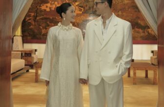 [🆕🇻🇳] Huong Boutique – Định hướng phong cách thời trang 👕 Top1Fashion 👗  𝐃𝐮𝐲𝐞̂𝐧 𝐝𝐚́𝐧𝐠 𝐭𝐫𝐨𝐧𝐠 𝐭𝐮̛̀𝐧𝐠 𝐛𝐮̛𝐨̛́𝐜 𝐜𝐡𝐚̂𝐧 𝐜𝐮̀𝐧𝐠 𝐭𝐚̀ 𝐚́𝐨 𝐝𝐚̀𝐢 𝐃𝐮𝐲𝐞̂𝐧Tà áo dài trắng Duyên Nguyệt cùng nàng thơ xuống phố du xuân, mang theo nét đẹp thanh  , shares-0✔️ , likes-25❤️️ , date-2025-01-04 21:02:40🇻🇳🇻🇳🇻🇳📰🆕