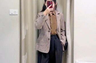 [🆕🇻🇳] LEMAO – VietNam factory outlet 👕 Top1Fashion 👗  [BB][9656]Checked Tailored Jacket – 55 66 77
E mời các chị em blazer xinh hãng BB vải đẹp xinh lắm ạ , dáng gọn fit người mặc sang lắm a , mẫu hãng mặc ph , shares-0✔️ , likes-0❤️️ , date-2025-01-03 21:50:57🇻🇳🇻🇳🇻🇳📰🆕