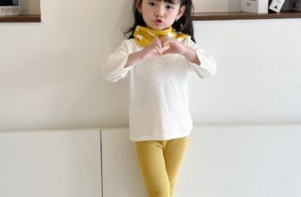 [🆕🇻🇳]  MiniumBaby – thương hiệu thời trang thiết kế chất lượng cao dành cho trẻ em 🧑‍🧒❤️️👶⭐️ Quần legging bé gái thiết kế độc đáo với viền ren tinh tế và họa tiết nơ xinh xắn. Chất liệu mềm mại, co giãn giúp bé thoải mái vận động suốt ngày dài. Món , shares-3✔️ , likes-2❤️️ , date-2025-01-02 16:30:03🇻🇳🇻🇳🇻🇳📰🆕