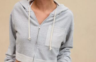 [???] Store86-Hàng hiệu xuất khẩu  ? Top1Fashion ?  Áo nữ Aerie Cropped Full Zip Hoodie
#Size: XS (53-60kg, tùy chị em muốn mặc Fit hay thoải mái) #SALE ngay chỉ còn #280k/1c, cả cặp #500k_Freeship
– Được th , shares-1✔️ , likes-1❤️️ , date-2025-01-10 21:24:20????????