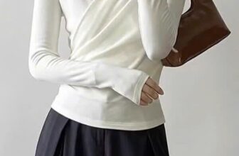 [🆕🇻🇳] AfterBefore – Modern design, high quality fabric, comfy form and effortless chic style womenswear 👕 Top1Fashion 👗VISIT US ——
150/22 Nguyễn Trãi, Phường Bến Thành, Quận 1, TP HCM
—— ORDER ONLINE ——
Shopee/ Lazada/ Tiktok
Hotline/ Zalo 0935601001
Inbox Facebook
#fre , shares-2✔️ , likes-6❤️️ , date-2025-01-05 02:47:20🇻🇳🇻🇳🇻🇳📰🆕