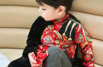 [🆕🇻🇳]  BABY MILO – Cửa hàng quần áo sơ sinh & trẻ em🧑‍🧒❤️️👶⭐️ Mẫu ÁO DÀI NHƯ Ý nhà em còn sẵn sz 1-5 (8-20kg) thui nha các bác ưi:
Trùi ui cái mẫu này nó đẹpppp dã man, chất lại còn xịn nữa. Mặc lên vừa nổi vừa sang n , shares-0✔️ , likes-0❤️️ , date-2025-01-05 03:05:20🇻🇳🇻🇳🇻🇳📰🆕