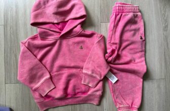 [🆕🇻🇳]  Yuri Misu – Chuyên Chuyên Quần áo Trẻ em Vnxk , Original, authentic, Cambo xuất khẩu 😎❤️️⭐️ Set thu đông auth xịn.   cho mấy anh chị nhỏ mặc đón Tết vớit hời tiết lạnh gắt nhaaa, shares-1✔️ , likes-7❤️️ , date-2025-01-06 00:37:11🇻🇳🇻🇳🇻🇳📰🆕