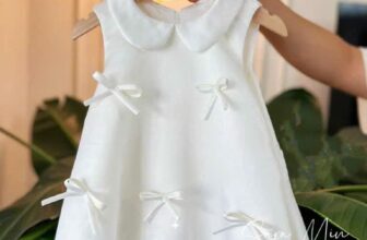 [🆕🇻🇳]  GẠO BABY STORE – Chuyên Hàng VNXK Thiết Kế Cao Cấp Cho Mẹ Và Bé 😎❤️️⭐️
Thêm mẫu đầm tiệc xinh quá trời xinh nè các mom ơi. Bé diện đi chơi, đi tiệc hay đi sự kiện đều quá đỉnh luôn ạ
Thiết kế váy bí siêu xinh , cổ sen đính nơ , shares-0✔️ , likes-0❤️️ , date-2025-01-05 03:00:05🇻🇳🇻🇳🇻🇳📰🆕