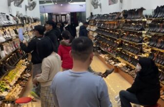 [🆕🇻🇳] Thế giới giầy việt newyork_ 33 nguyễn du- tp nam định 👕 Top1Fashion 👗  Không khí 28 tết ở thế giới giày việt new york
, shares-0✔️ , likes-8❤️️ , date-2025-01-28 04:25:27🇻🇳🇻🇳🇻🇳📰🆕