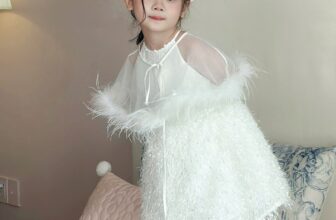 [🆕🇻🇳] HEHEHIHI – Cửa hàng nhỏ bán quần áo 🧑‍🧒❤️️👶⭐️  𝐀𝐮𝐫𝐨𝐫𝐚 𝐃𝐫𝐞𝐬𝐬 – 𝐓𝐨̉𝐚 𝐬𝐚́𝐧𝐠 𝐧𝐡𝐮̛ 𝐧𝐚̀𝐧𝐠 𝐜𝐨̂𝐧𝐠 𝐜𝐡𝐮́𝐚
Chiếc váy Aurora giúp bé yêu tỏa sáng trong mọi sự kiện! Từ thân trên lấp lánh kim sa, phần lông 3D mềm  , shares-0✔️ , likes-5❤️️ , date-2025-01-04 01:27:03🇻🇳🇻🇳🇻🇳📰🆕