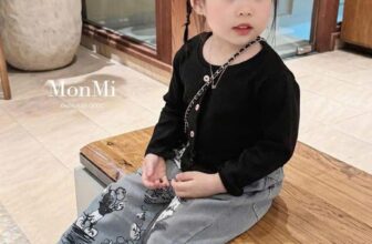 [???]  HTB STORE Chuyên Thời Trang Trẻ Em  ?‍?❤️️?⭐️ sét bộ xinh cho bé..
Chất liệu mền mịn..Mix quần bò ống xuông.ép hình cute..
Ri1.10 flom 10-30kg
#200k
Hàng Sẵn Kho Ạ..
, shares-0✔️ , likes-0❤️️ , date-2025-01-09 05:04:50????????