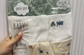 [???]  Tủ mẹ Kate – Shop quần áo trẻ em chuẩn Authentic  ?‍?❤️️?⭐️ Set này em thích lắm đấy. Bên ngoài màu nó xinh cực kỳ400k/set
Size: 0/3m, 3/6m, 12/18m
————————————
Shop chỉ có hàng AUTH, ri , shares-0✔️ , likes-0❤️️ , date-2025-01-08 00:08:31????????