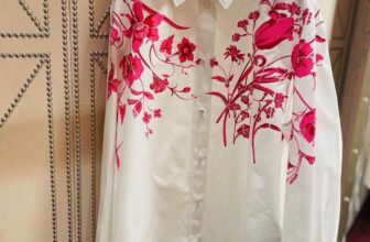 [🆕🇻🇳] Fashion SYD’N – Thiết kế & Thời trang  👕 Top1Fashion 👗  𝐒𝐘𝐃‘𝐍
‣ Showroom : 128 đường 30/4 , Biên Hoà , ĐNai
‣ Contact us : 𝟎𝟗𝟕𝟗.𝟓𝟎.𝟔𝟎.𝟕𝟎 𝐨𝐫 𝟎𝟖𝟏𝟐.𝟓𝟎.𝟔𝟎.𝟕𝟎
#sydn #trendy #ootd #localbrand #newarrivals #outfit  #ho , shares-0✔️ , likes-2❤️️ , date-2025-01-08 22:16:47🇻🇳🇻🇳🇻🇳📰🆕