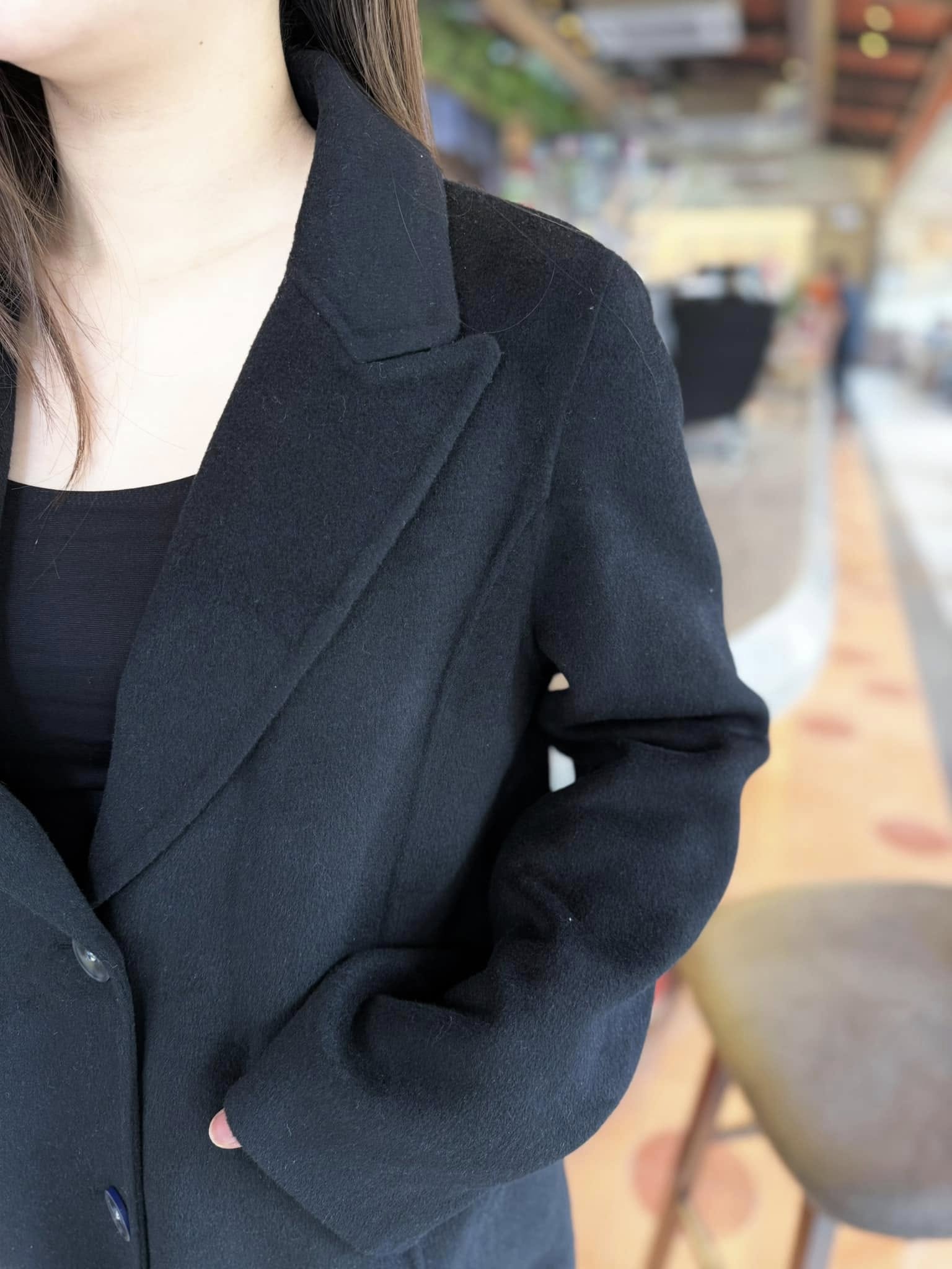 [???] Ziin Store – Hàng Hiệu Xuất Dư  ? Top1Fashion ?  SALE 1tr200k còn #600k
( 50-60kg)
Thật tình cái áo đẹp như này mà lại là dòng dạ #cashmere các Chị sẽ k đi đâu mua đc giá này đâu ạ.Vì e đang th , shares-0✔️ , likes-0❤️️ , date-2025-01-08 20:58:16????????