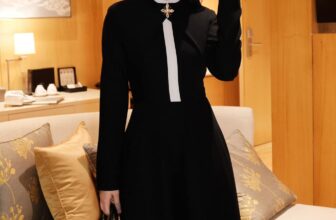 [🆕🇻🇳] The MAGNOLIA 👕 Top1Fashion 👗   STARING DRESS  – ĐẲNG CẤP CỦA SỰ SANG TRỌNG
——————
Khi vẻ đẹp huyền bí hòa quyện cùng sự thanh lịch, “Staring Dress” chính là định nghĩa hoàn hảo của phon , shares-0✔️ , likes-2❤️️ , date-2025-01-09 03:08:47🇻🇳🇻🇳🇻🇳📰🆕