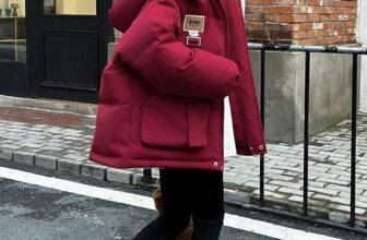 [🆕🇻🇳]  NaNa Chan – Quần áo trẻ em cực đẹp 😎❤️️⭐️ Áo khoác đỏ nổi bật phao ấm bất chấp gió lạnh cho các gái iu  Size 120-170Team Na luôn sẵn sàng tư vấn cho mẹ  Hãy in box cho Shop nhé !!!𝗦𝗵𝗼𝗽𝗲𝗲:
𝗧𝗶 , shares-0✔️ , likes-4❤️️ , date-2025-01-09 17:09:14🇻🇳🇻🇳🇻🇳📰🆕