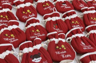 [???] Sulie House – Phụ kiện cho bé  ?‍?❤️️?⭐️ Tân xuân rộn ràng
Hạnh phúc an nhànXuân đến Tết về mà không sắm ngay em túi lì xì này thì hơi bị phí đó các bác ơiiiKhông những có túi đựng kinh tế mà  , shares-3✔️ , likes-7❤️️ , date-2025-01-05 20:48:47????????