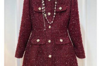 [🆕🇻🇳] Trúc Quỳnh Nguyễn – Hàng thiết kế 👕 Top1Fashion 👗  Tone đỏ rượu năm nay lên ngôi thật sự. Cháy hàng các mã đỏ lắm luôn Tết gần lắm rùi các ty nhanh tay order nhaaaa#TrucQuynhNguyen
#NewCollection2024
, shares-0✔️ , likes-24❤️️ , date-2025-01-05 17:05:35🇻🇳🇻🇳🇻🇳📰🆕