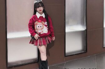 [🆕🇻🇳] Cherry Kids – Thời trang mẹ và bé 🧑‍🧒❤️️👶⭐️ Hot Lém Lun Mấy Bà Ơi
Set váy Babythree phối sơmi + quần váy dạ
size ( 20 – 46kg )
Chất nỉ 2 da loại đẹp Quảng Châu nhé
, shares-0✔️ , likes-0❤️️ , date-2025-01-05 03:54:37🇻🇳🇻🇳🇻🇳📰🆕