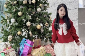 [🆕🇻🇳]  Mây Mây Kids – Cửa hàng quần áo 🧑‍🧒❤️️👶⭐️ Lạii thêm 1 áo nỉ nơ đỏ rực rỡ mà xinhh xỉuu của emm Mâyyy
Phốii vs chân váy ren bóng mà saoo xinhh mê có lót cotton nỉ hịn dã mann nhé ạÁo sẵn full sz , shares-0✔️ , likes-5❤️️ , date-2025-01-08 21:41:44🇻🇳🇻🇳🇻🇳📰🆕