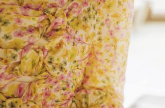 [🆕🇻🇳] H’allure – “If you’re an open book, there’s no allure.” – Alexander McQueen 👕 Top1Fashion 👗  𝐍𝐄𝐖 𝐀𝐑𝐑𝐈𝐕𝐀𝐋 | 𝐋𝐀𝐌𝐄𝐑 𝐃𝐑𝐄𝐒𝐒From the gentle ruffles to the flowy silhouette, the Lamer Dress is a celebration of elegant femininity and timeless charm.Ava , shares-0✔️ , likes-25❤️️ , date-2025-01-10 04:41:25🇻🇳🇻🇳🇻🇳📰🆕