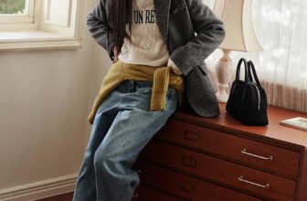 [🆕🇻🇳] LEMAO – VietNam factory outlet 👕 Top1Fashion 👗  [SIS.T][9747] Wool Blend Half Jacket- 55 66
E mời cả nhà mẫu áo blazer dạ siêu chất này ạ , dáng cá tính style “ girl boss “ chất liệu dày dặn giữ ấm tốt  , shares-0✔️ , likes-4❤️️ , date-2025-01-09 20:25:02🇻🇳🇻🇳🇻🇳📰🆕