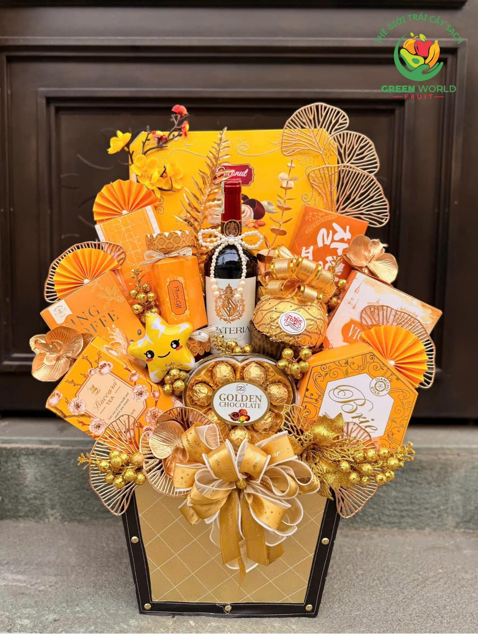 [🆕🇻🇳] Green World Fruit – Thế giới trái cây sạch 🍔 Top1Food  🍜 Vàng rực sắc xuân, bộ sưu tập set quà màu vàng của Green năm nay, nhìn là thấy Tết, vàng tươi rực rỡ như báo hiệu một năm mới huy hoàng hưng thịnh.
Chỉ từ  , shares-0✔️ , likes-2❤️️ , date-2025-01-07 20:11:46🇻🇳🇻🇳🇻🇳📰🆕