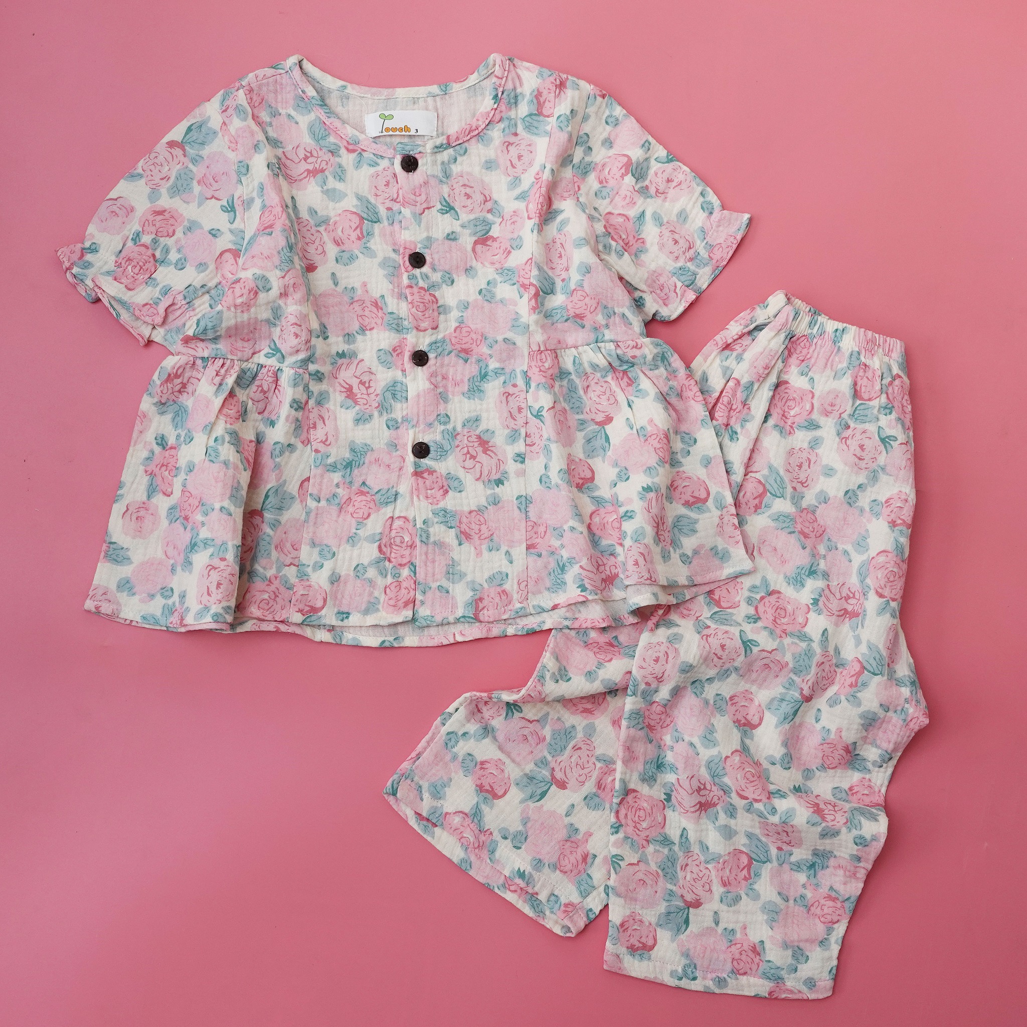 [🆕🇻🇳] Touch_Vietnam  -Touch chuyên thiết kế, sản xuất và bán sỉ, bán lẻ quần áo cao cấp trẻ em 🧑‍🧒❤️️👶⭐️ Tổng hợp các set quần dài cho mí nàng điệu đây ạ
, shares-0✔️ , likes-6❤️️ , date-2025-01-08 18:41:47🇻🇳🇻🇳🇻🇳📰🆕