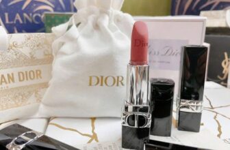 [🆕🇻🇳] Jerrie Authentic Shop – Đồ trẻ em – Chuyên săn sale bán sỉ/ lẻ, nhận check out hàng Auth các nước 🧑‍🧒❤️️👶⭐️  SIÊU PHẨM SON DI…OR  𝗖𝗔̂𝗬 𝗦𝗢𝗡 𝗣𝗛𝗨̉ 𝗡𝗛𝗨𝗡𝗚 𝗟𝗜̀ Đ𝗨́𝗡𝗚 𝗡𝗚𝗛𝗜̃𝗔Di…or 772 – Hồng Đất không vỏ#510kkkkkPhải nói cây này về bn hết bấy nhiêu luôn ạMẫu s , shares-1✔️ , likes-0❤️️ , date-2025-01-10 18:18:51🇻🇳🇻🇳🇻🇳📰🆕