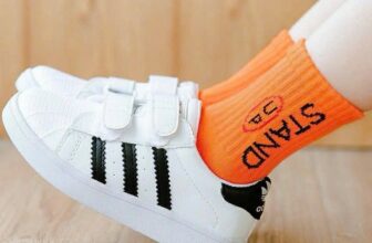 [🆕🇻🇳]  Sugar Baby – Chuyên thời trang trẻ em, sơ sinh 🧑‍🧒❤️️👶⭐️ Giầy thể thao 3 sọc  001 shop về sọc đen về đủ sz size 21-36
, shares-1✔️ , likes-0❤️️ , date-2025-01-09 18:43:31🇻🇳🇻🇳🇻🇳📰🆕