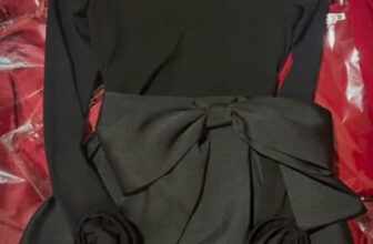 [🆕🇻🇳] Phương Linh Boutique -Chuyên cung cấp sỉ lẻ thời trang nữ thiết kế hot girl ,luôn cập nhật hàng trend 👕 Top1Fashion 👗  A810-Set áo thun hoa tay mix chân váy nơ
Set áo body tay đính hoa mix Chân váy tafta đính nơ xinh iu
Áo thun tay dài mềm mại, đính hoa tinh tế, hoàn hảo
, shares-0✔️ , likes-0❤️️ , date-2025-01-09 17:56:47🇻🇳🇻🇳🇻🇳📰🆕