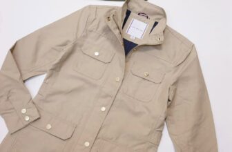 [🆕🇻🇳] KIZZO SHOP – Quần Áo Trẻ Em Xuất Khẩu 😎❤️️⭐️ Áo này form áo đẹp mê, mặc lên gọn gàng tôn dáng lắmBộ phụ kiện khuy khoá, cúc áo siêu đẹp.Size XS________________
✵ • Tư vấn sản phẩm m.me/kizzoshop , shares-0✔️ , likes-1❤️️ , date-2025-01-09 17:46:08🇻🇳🇻🇳🇻🇳📰🆕