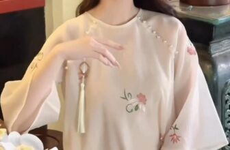 [🆕🇻🇳] XIICO 👕 Top1Fashion 👗  Xuân năm nay, nàng hãy cùng XIICO điểm tô không gian Tết thêm ngọt ngào, tình tứ và đầy ý thơ bên chiếc Pháp Phục Như An duyên dáng, thanh tao
#trendingree , shares-0✔️ , likes-5❤️️ , date-2025-01-09 18:00:36🇻🇳🇻🇳🇻🇳📰🆕