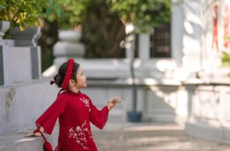 [🆕🇻🇳]  LUV MICHI – Thời trang trẻ em cao cấp 🧑‍🧒❤️️👶⭐️ Em thêm 1 mẫu đính kết thủ công tơ mềm siêuu siêu đẹp, e thề ngoài e ấy còn lấp lánh đẹp hơn cơ ạ
Hàng sẵn số lượng có hạn mẹ ib em ngayyyy nha
Sz 3 : 12-1 , shares-0✔️ , likes-1❤️️ , date-2025-01-09 04:17:17🇻🇳🇻🇳🇻🇳📰🆕