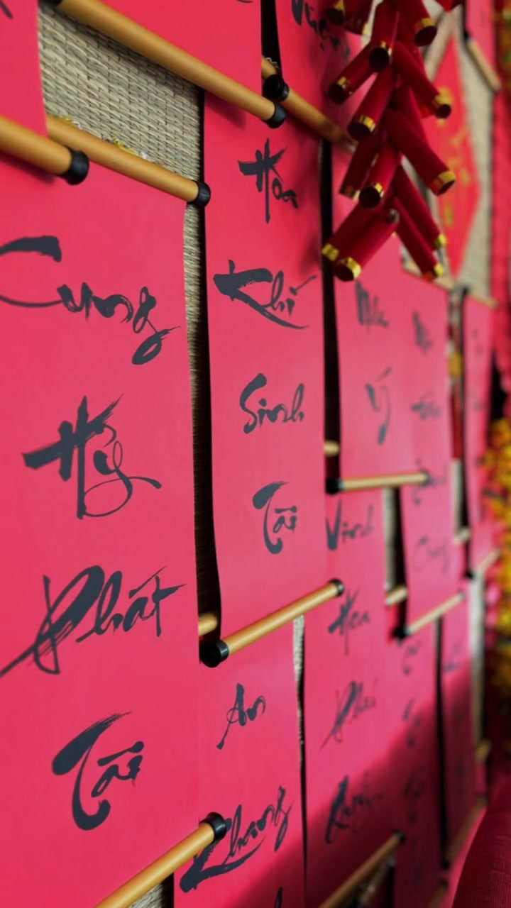 [☕️🇻🇳] B.O.B Coffee 🥤 Top1Coffee ☕️ 𝑻𝒆̂́𝒕 gọi 𝑩.𝑶.𝑩 trả lờiKhông khí tết đã về đến 𝑩.𝑶.𝑩 rồi cả nhà ơiCùng đến check in và tận hưởng bầu không khí sum họp ấm áp , shares-0✔️ , likes-15❤️️ , date-2025-01-06 21:55:10🇻🇳🇻🇳🇻🇳📰🆕