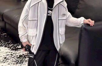 [🆕🇻🇳] Shop ZUKA Thời Trang Trẻ Em Cao Cấp 😎❤️️⭐️ SET BỘ CAO CẤP
HÃNG CHAOBOY
CHẤT GIÓ MỎNG CHẤT LỪ
SZ 110/160
18kg đến 40kg tuỳ bé
#zukashop
#sanshop
#thoitrangtreem
, shares-0✔️ , likes-0❤️️ , date-2025-01-10 18:18:48🇻🇳🇻🇳🇻🇳📰🆕