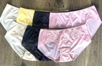 [???] LIN- HÀNG XUẤT DƯ – Hàng dư VNXK, TQCK, CAMBODIA  ? Top1Fashion ?  Em còn út quần chip xuất dư fi-la em sale  với giá gốc  GIÁ: 200k/10(ko chọn màu, chọn kiểu)
+Chất lượng đường may đẹp , chất liệu thoáng mát , không hằn , , shares-0✔️ , likes-3❤️️ , date-2025-01-11 04:48:09????????