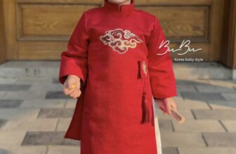 [🆕🇻🇳] BuBu – Korea baby style (Hoàng tử bé) 😎❤️️⭐️ Áo dài đỏ cho bé yêu thêm phần lịch lãm, cuốn hút trong dịp đầu năm mới nàyGồm: Áo dài, quần lụa
Size: 1-8
Màu: Đỏ, kemMẹ sắm 𝐕𝐮̃ cho em bé diện Tế , shares-0✔️ , likes-1❤️️ , date-2025-01-09 19:00:47🇻🇳🇻🇳🇻🇳📰🆕