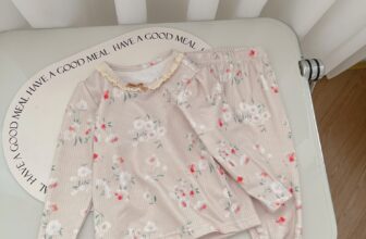 [🆕🇻🇳]  MiniumBaby – thương hiệu thời trang thiết kế chất lượng cao dành cho trẻ em 🧑‍🧒❤️️👶⭐️ XINH HƠN MỖI NGÀY
Nổi bật với thiết kế cổ bèo duyên dáng, nơ xinh tạo điểm nhấn, cùng họa tiết hoa nhí thanh lịch. Chất liệu cotton mềm mại, thoáng mát, an , shares-1✔️ , likes-3❤️️ , date-2025-01-10 16:30:04🇻🇳🇻🇳🇻🇳📰🆕