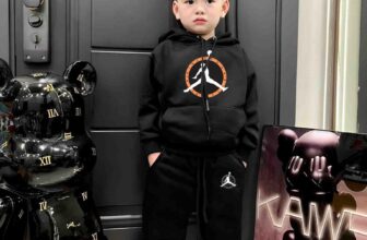 [🆕🇻🇳] FENDI Kids – Chuyên Quần Áo Thiết Kế VNXK, TQXK Cho Bé Yêu 🧑‍🧒❤️️👶⭐️ XẢ KHO ĐÓN TẾT CÙNG FENDI KIDS!!!
Các mẫu hot nhất thu đông 2024 xả lỗ đồng giá còn #369k
– Size: 10kg – 30kg
– Chất liệu nỉ chân cua chính phẩm dầy dặn ấ , shares-1✔️ , likes-10❤️️ , date-2025-01-11 01:54:05🇻🇳🇻🇳🇻🇳📰🆕