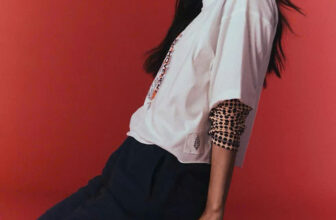 [???] Sai Gon Factory Outlet  ? Top1Fashion ?  𝐟𝐫𝐞𝐞.𝐩𝐞𝐨.𝐩𝐥𝐞Mẫu áo thun mang phong cách năng động. Chất liệu vải cotton mềm mại, đường viền cổ tròn cổ điển. Chiếc áo phông đơn giản này có thể mặc nhiều , shares-0✔️ , likes-1❤️️ , date-2025-01-12 16:00:11????????