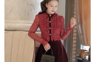 [🆕🇻🇳] Trúc Quỳnh Nguyễn – Hàng thiết kế 👕 Top1Fashion 👗  Sắc đỏ rực rỡ cho TẾT 2025 thêm xinh xắn
Chất ren mềm mại co giãn nhẹ mặc êm thích vô cùng ạ#newcollection2024
#TrucQuynhNguyen
, shares-0✔️ , likes-0❤️️ , date-2025-01-10 04:18:25🇻🇳🇻🇳🇻🇳📰🆕