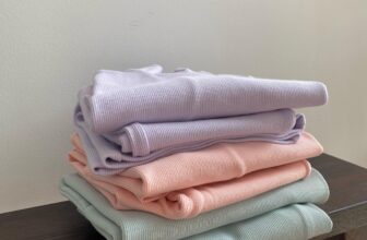 [🆕🇻🇳]  Ann.tisiu – 𝐇𝐨𝐦𝐞𝐰𝐞𝐚𝐫 𝐟𝐨𝐫 𝐛𝐚𝐛𝐢𝐞𝐬 & 𝐤𝐢𝐝𝐬 🧑‍🧒❤️️👶⭐️ 𝐍𝐄𝐖 𝐀𝐑𝐑𝐈𝐕𝐀𝐋Một set quần áo trendy cho các cô gái nhỏ của 𝐀𝐧𝐧.𝐭𝐢𝐬𝐢𝐮 diện tết và các dịp đi chơi, dạo phố.
Thiết kế áo croptop kết hợp cùng chiếc quần ống  , shares-0✔️ , likes-7❤️️ , date-2025-01-13 18:12:26🇻🇳🇻🇳🇻🇳📰🆕