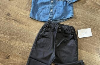 [???]  Tủ mẹ Kate – Shop quần áo trẻ em chuẩn Authentic  ?‍?❤️️?⭐️ Shop gợi ý 1 set đồ mặc chơi Tết siêu bảnh ạ. Hơi ngại vì chụp ảnh xấu nhưng bên ngoài nó xinh :D250k/c áo   Size: 12/18m
240k/c quần   Size: 12/18m, 1 , shares-0✔️ , likes-0❤️️ , date-2025-01-14 18:54:32????????