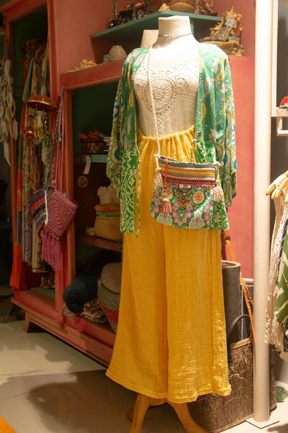 [🆕🇻🇳] Soul – Phong cách Boho-chic 👕 Top1Fashion 👗  Mix and match.
#soul #soulbohostyle #madebysoul #madeinvietnam #bohochic #bohovn #vietnamlocalbrand
, shares-0✔️ , likes-0❤️️ , date-2025-01-15 04:08:23🇻🇳🇻🇳🇻🇳📰🆕